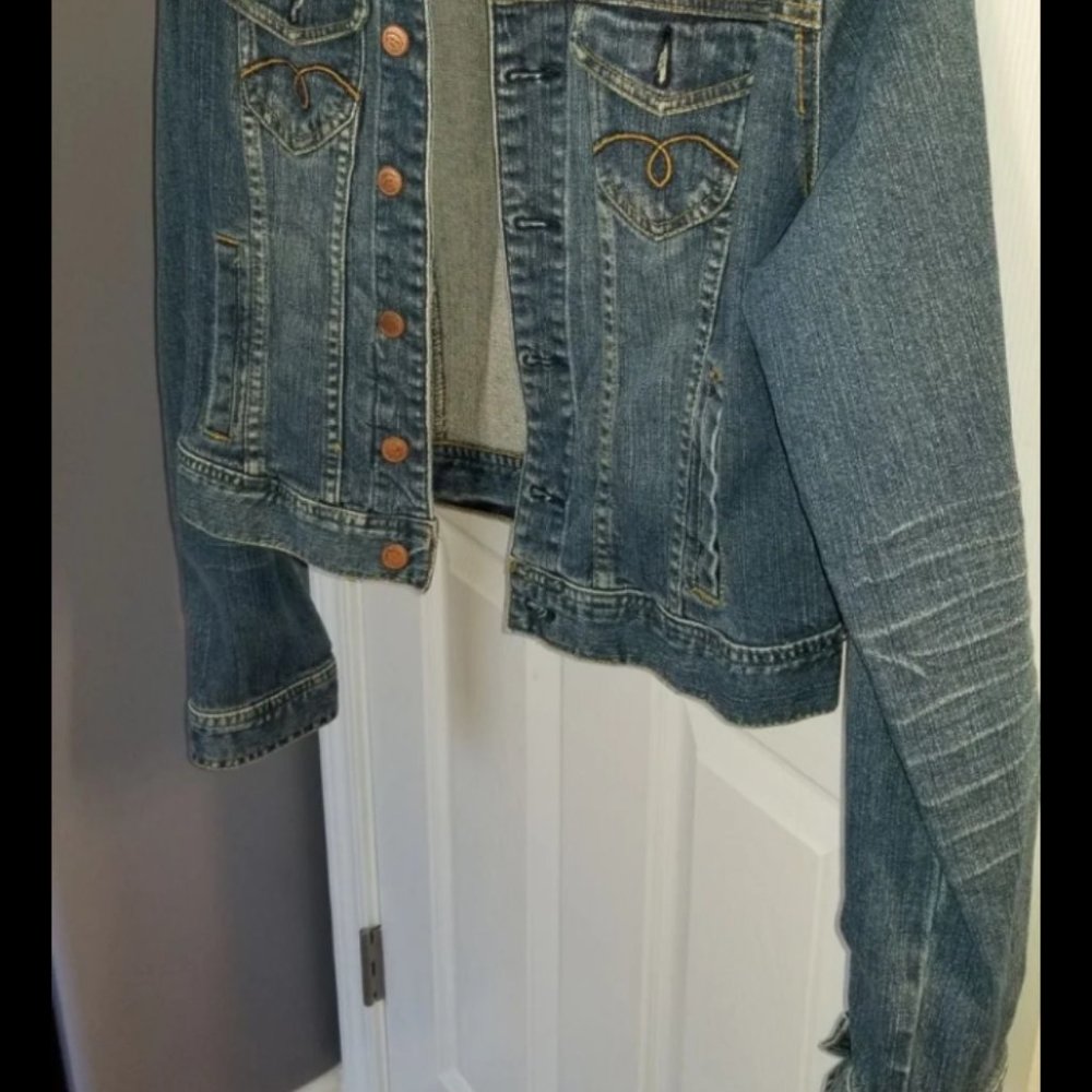 Jean jacket - Picture 8 of 10